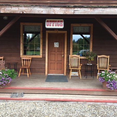 Hôtel Wells Gray Guest Ranch à Clearwater Extérieur photo
