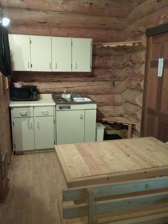 Hôtel Wells Gray Guest Ranch à Clearwater Extérieur photo