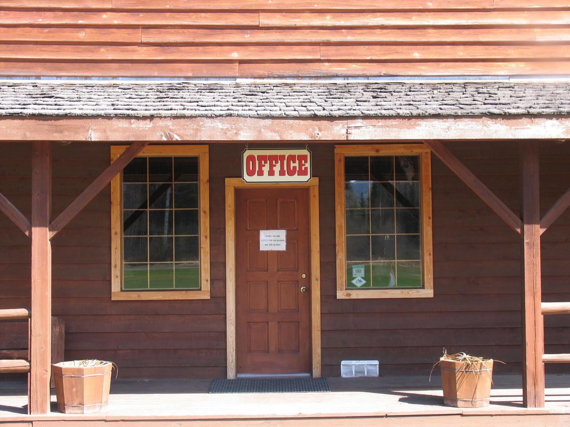 Hôtel Wells Gray Guest Ranch à Clearwater Extérieur photo